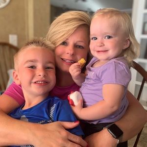 Meet your Posher, Debbie